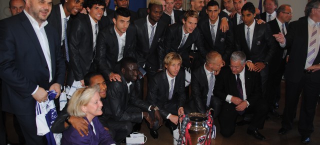 Les joueurs du RSCA mis à l'honneur par le Gouvernement bruxellois