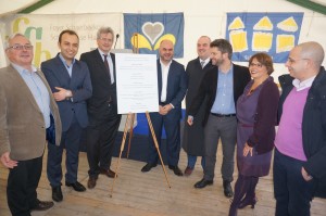 Plaque commémorative de l'inauguration du site Gaucheret  - 25 logements sociaux - à Schaerbeek